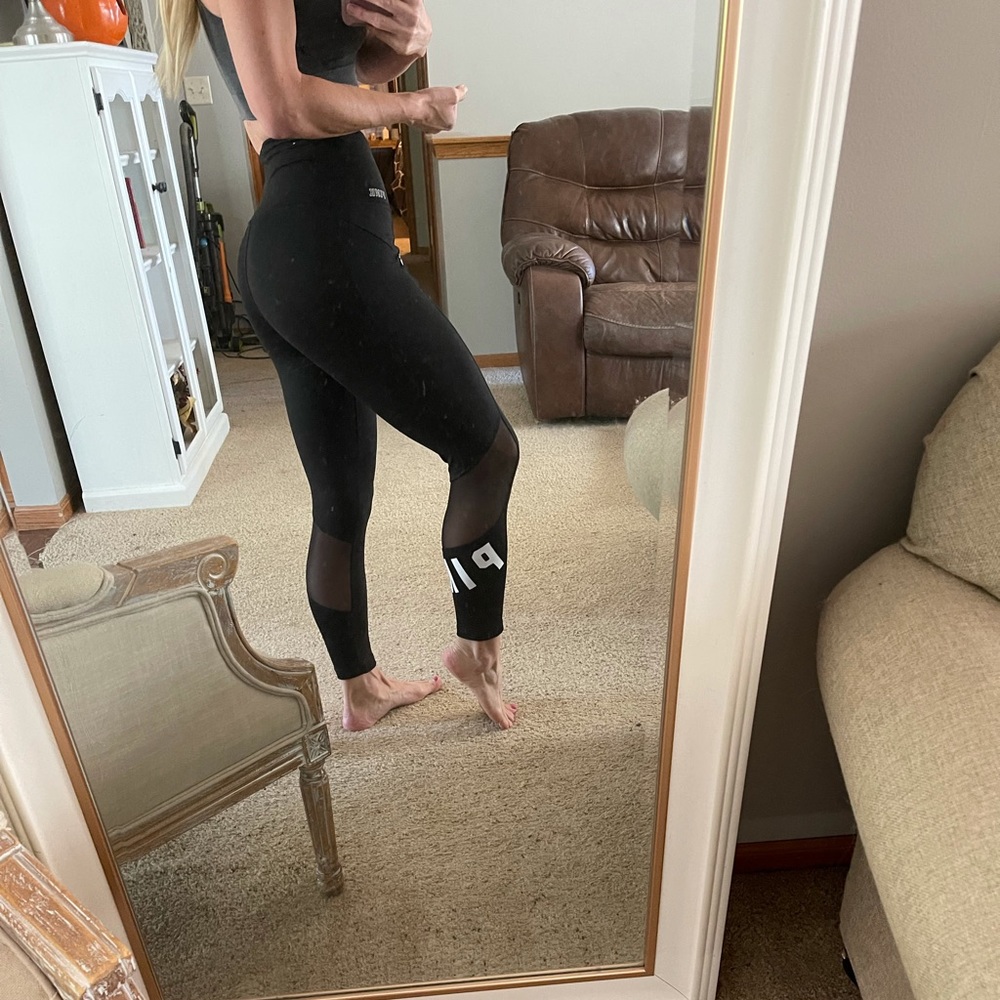 Pink leggings 💖